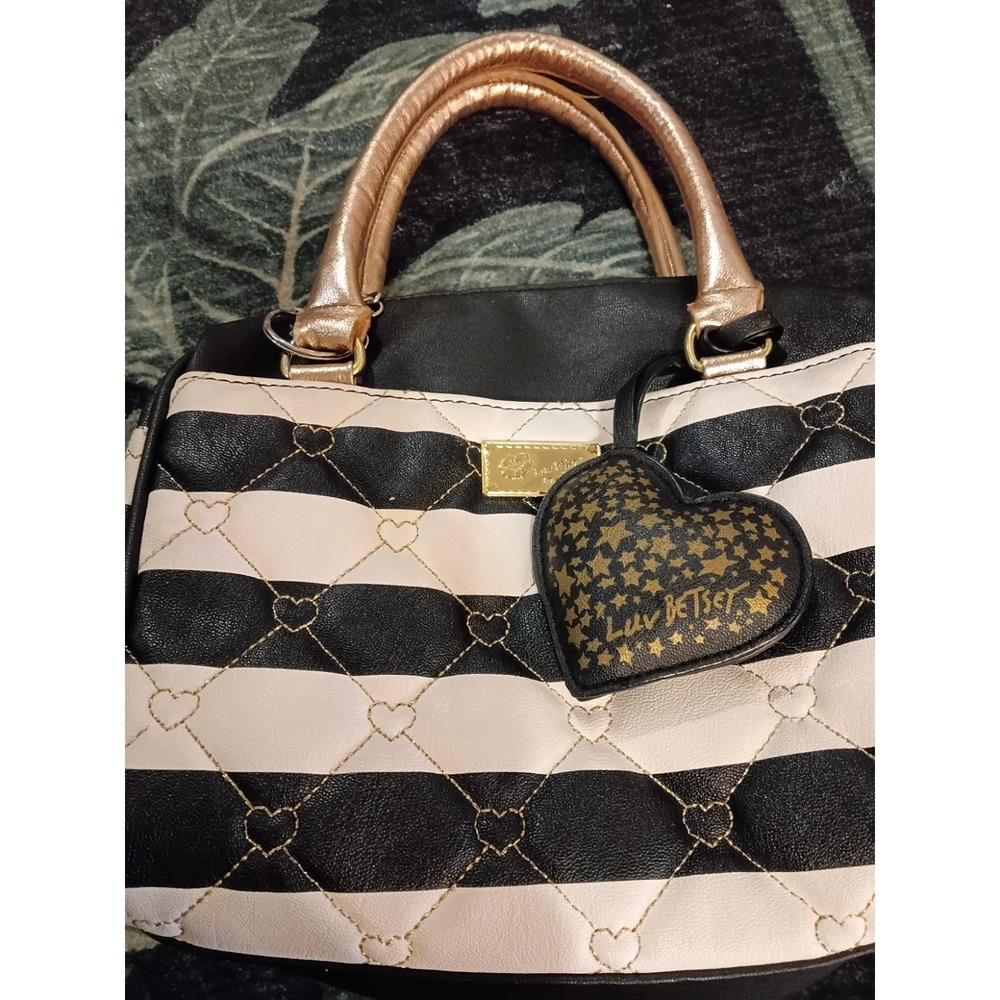 Betsey Johnson Black White Striped Heart Quilted Satchel Purse Bag - Picture 3 of 9